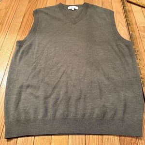 Men's Classic V-Neck Sweater Vest - Charcoal Merino Wool